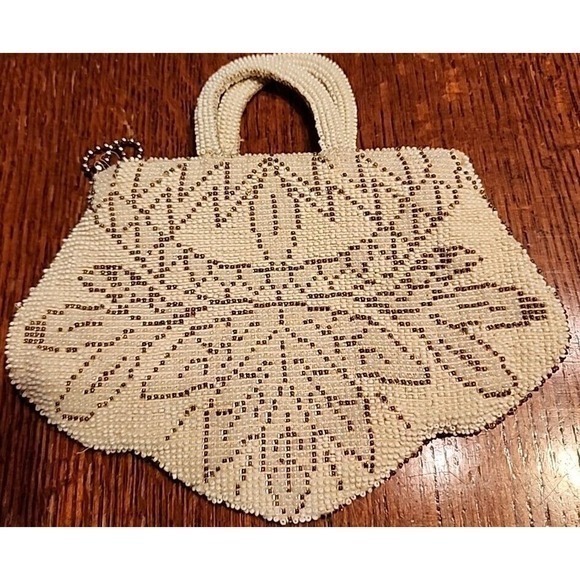 Unbranded Handbags - Vintage White Small Beaded Clutch Purse‎ Made in Czechoslovakia By Hand